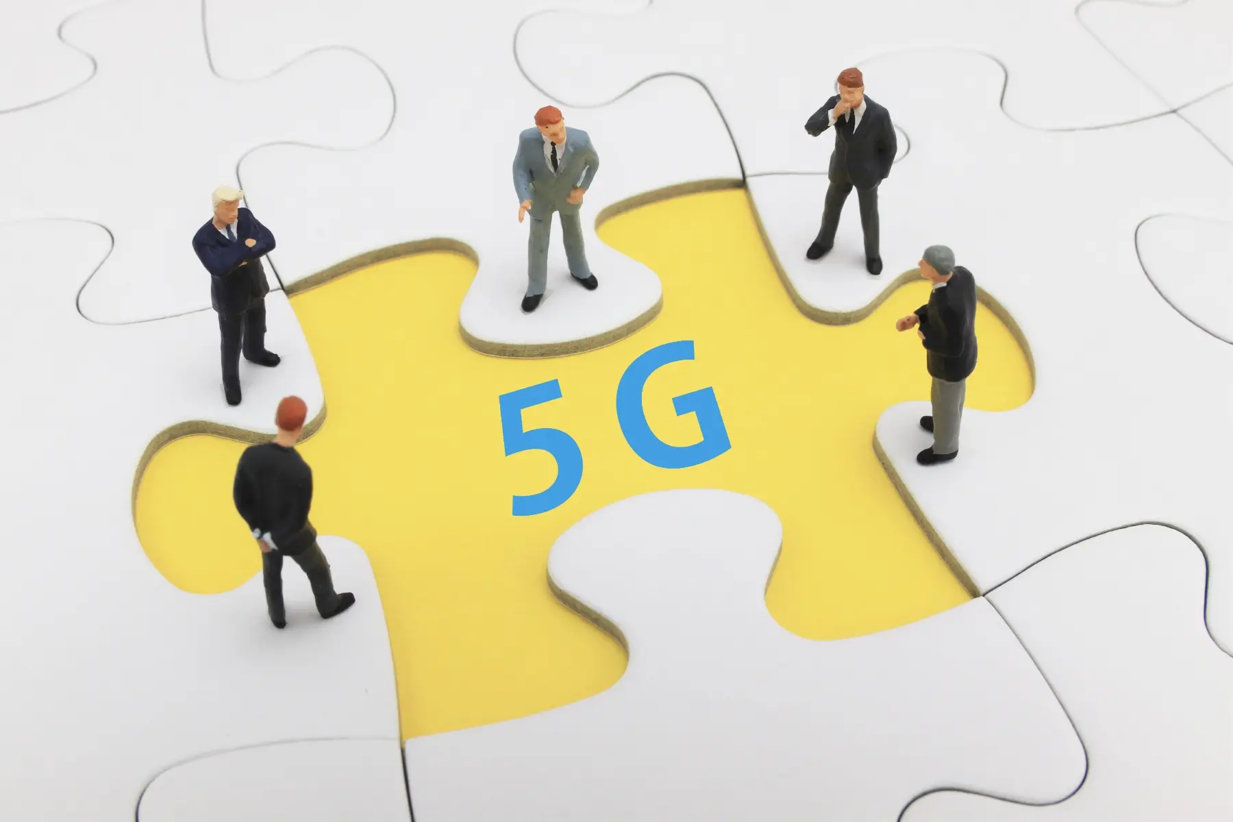 様々な分野から期待を集める「ローカル5G」。キャリアの5Gとの違い、工場・農業・医療などの現場で求められる理由とは？