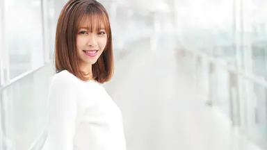 星　亜耶