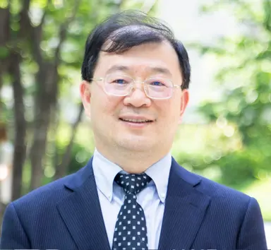 杜　穎富