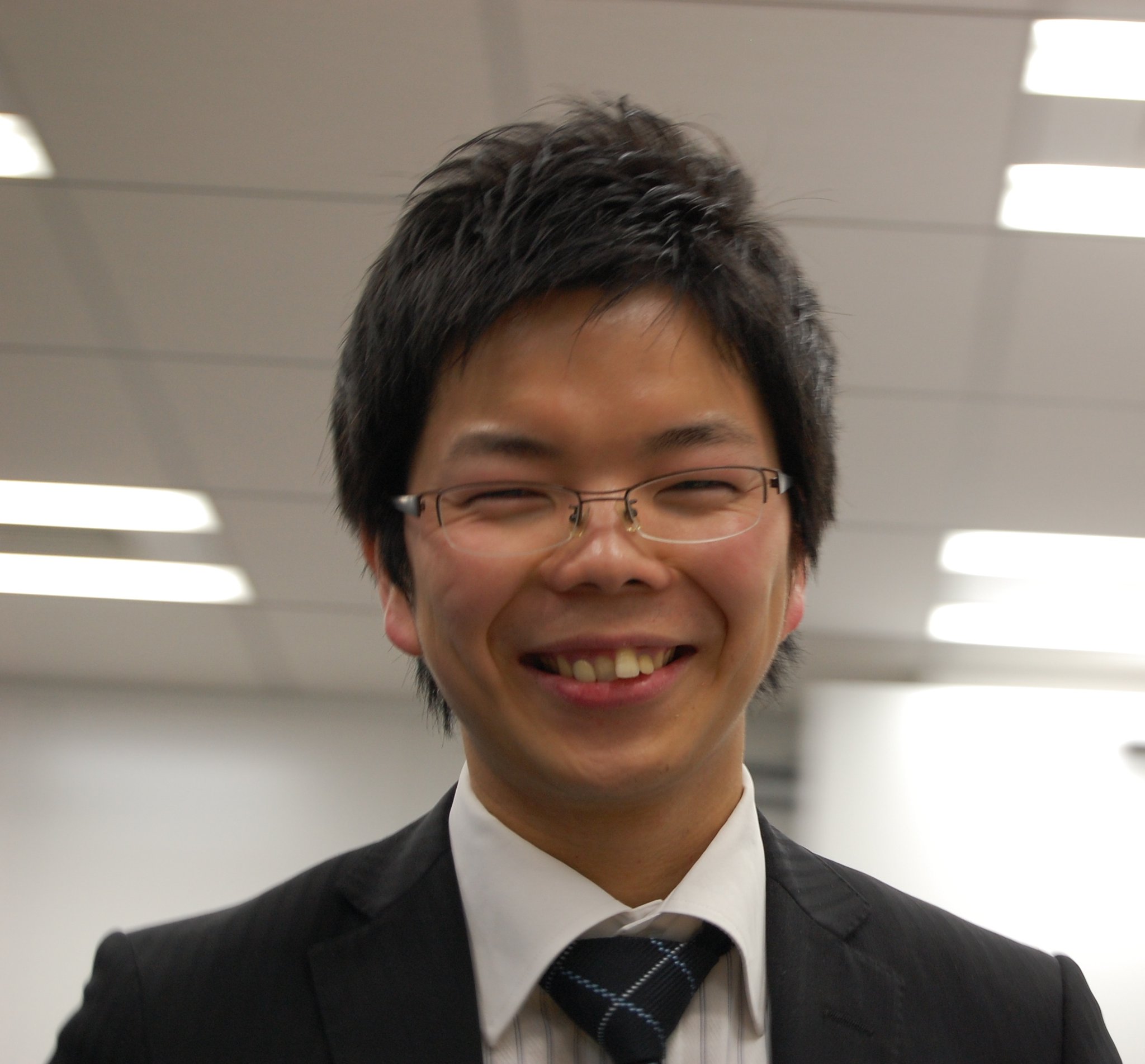 八木　哲也