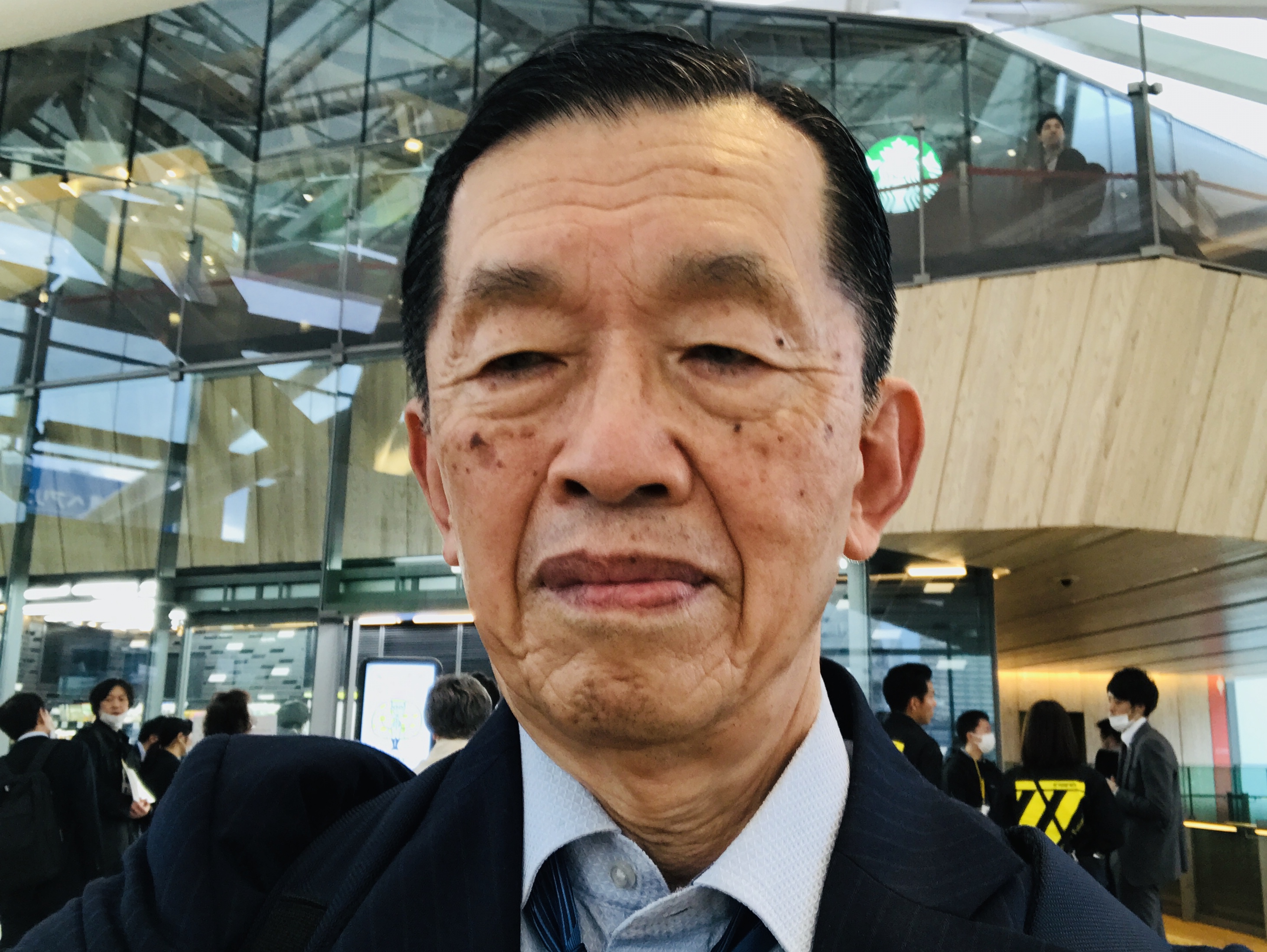 尾関 俊彦